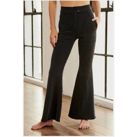 Free People Movement Pants Light Heart Flares Size 0 Black - Picture 1 of 7